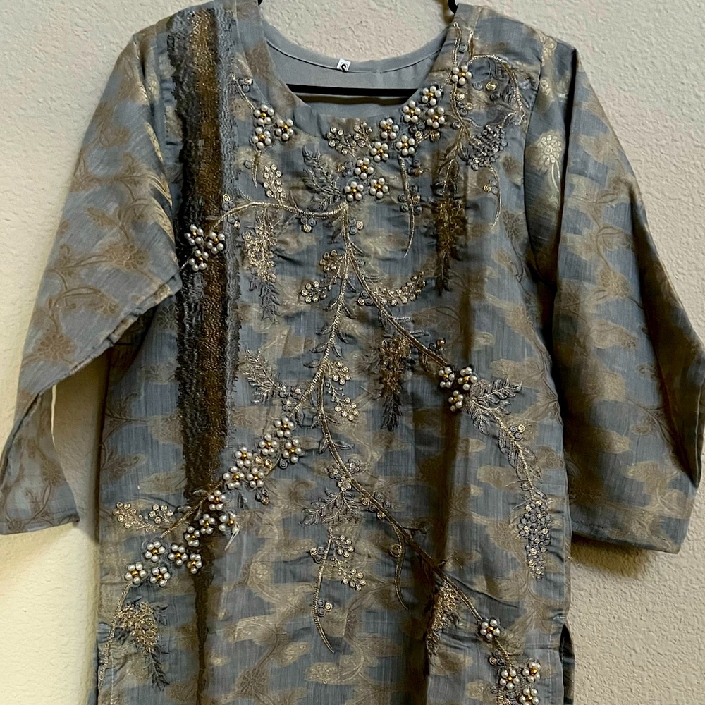 Pakistani/Indian/Bangladeshi Kurti Kameez for special occasions.